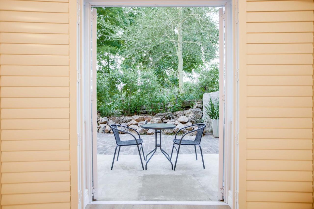 Amberhall Guesthouse 요하네스버그 외부 사진